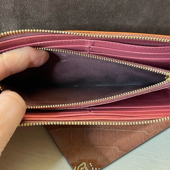 Miu Miu zip around wallet in cognac embossed leather - Picture 9 of 13